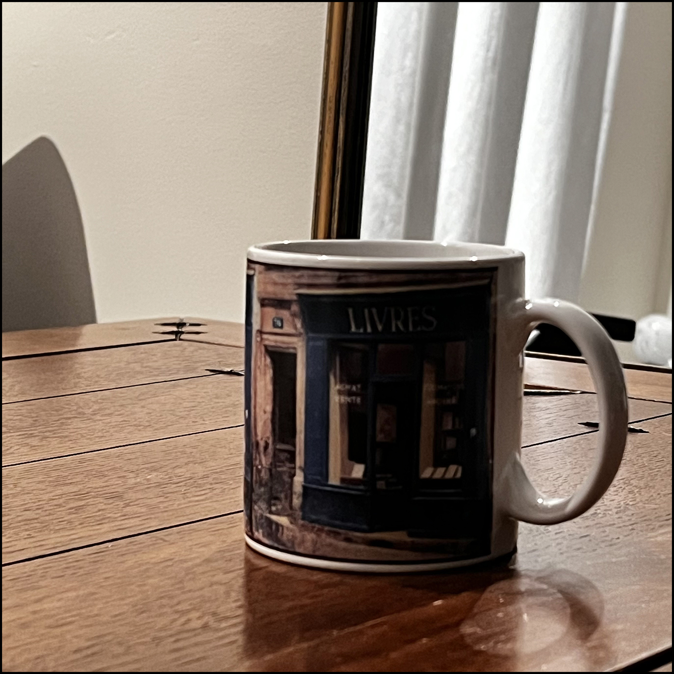 A mug (no interaction present)